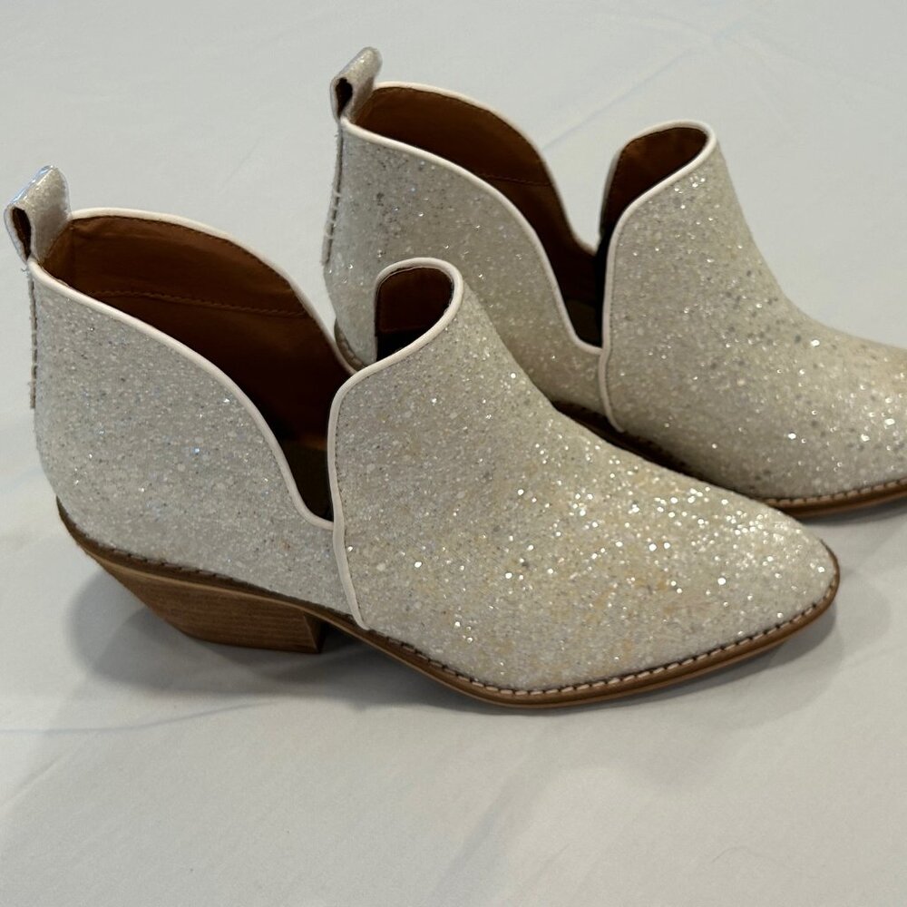 Corkys Glow Up Glitter Woman's White Boots Size 8